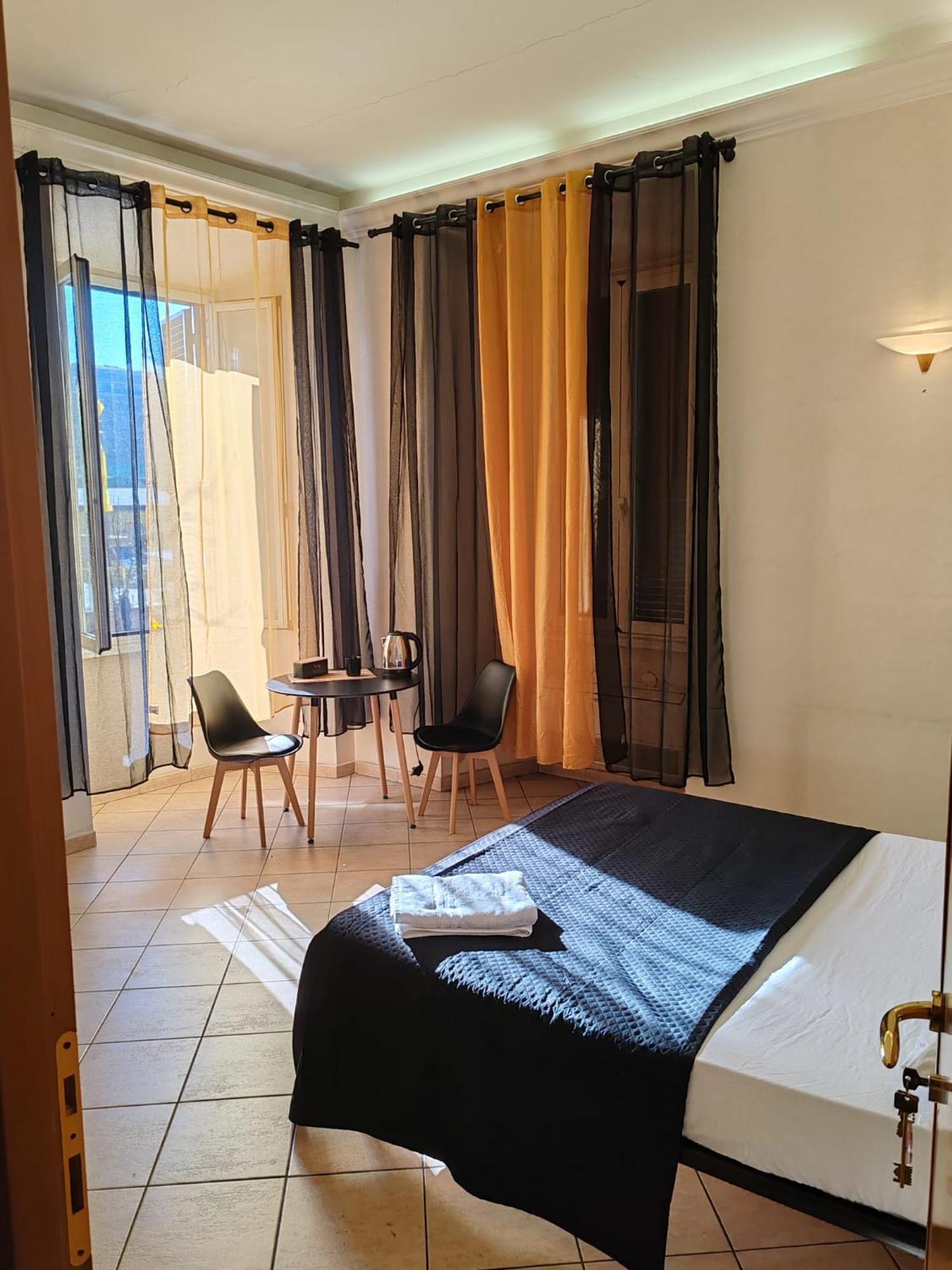 B&B Piazza Ragusa Рим Экстерьер фото